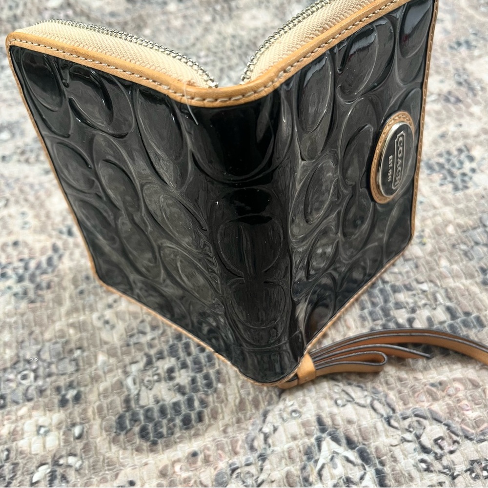 Coach Wallet - Picture 3 of 5